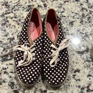 Polka dot keds